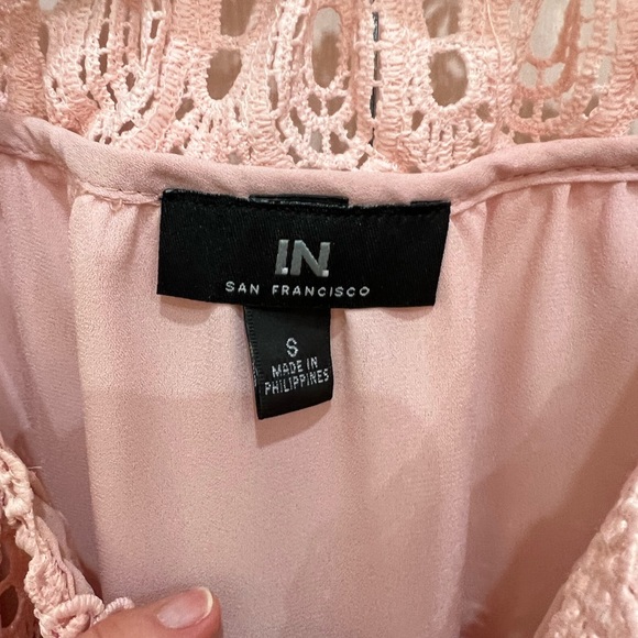 Off the shoulder pink top. - Picture 3 of 3